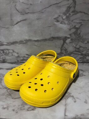 Crocs Classic Fur Lined Slip On Yellow Clogs Women's 9 Men 7