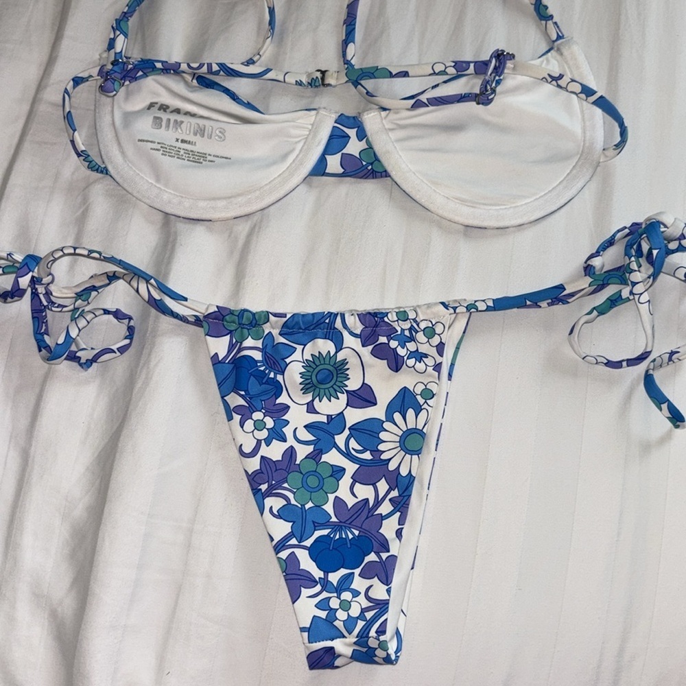 Frankie’s Bikini XS - Picture 4 of 5