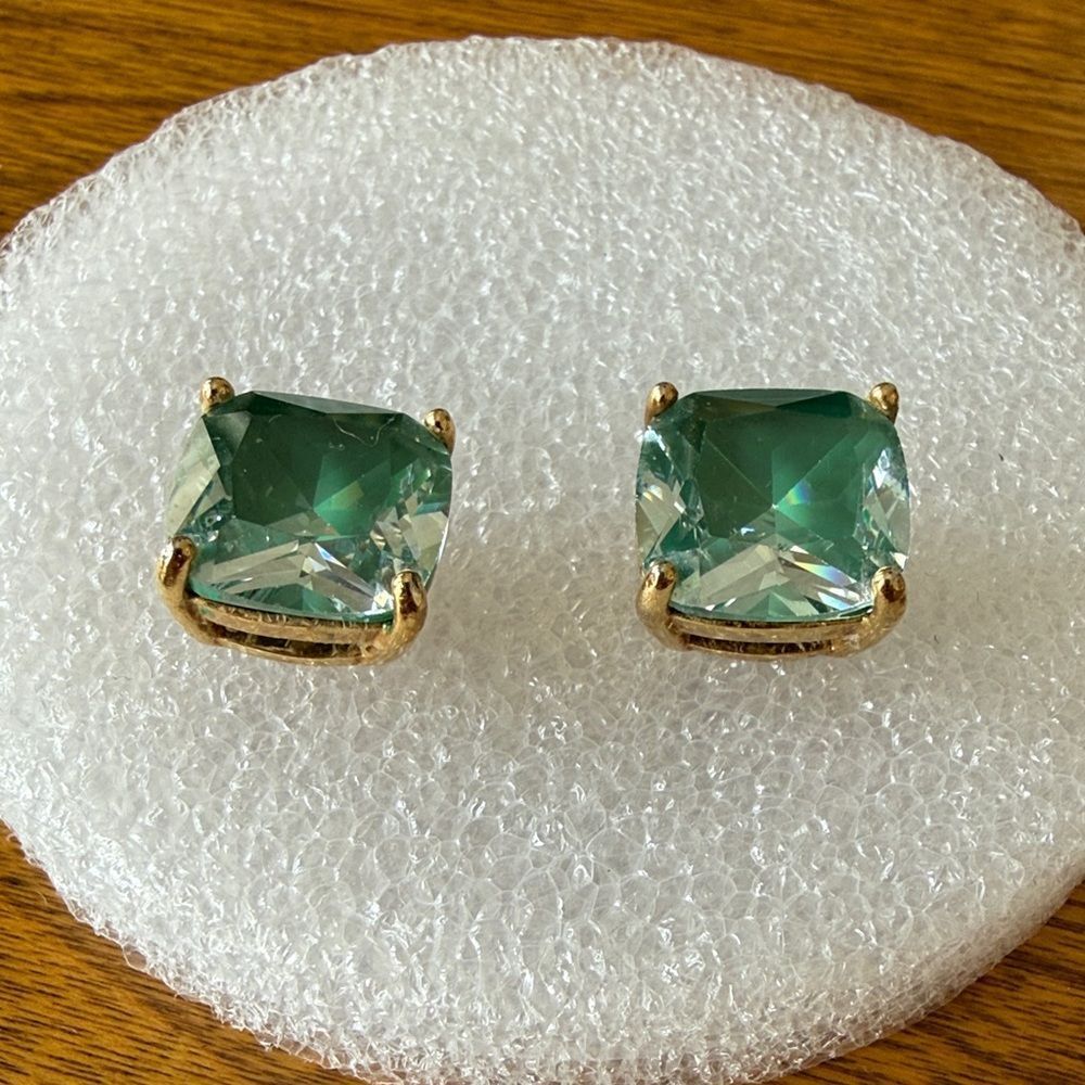 GUMDROP KATE SPADE NEW YORK SQUARE STUD
