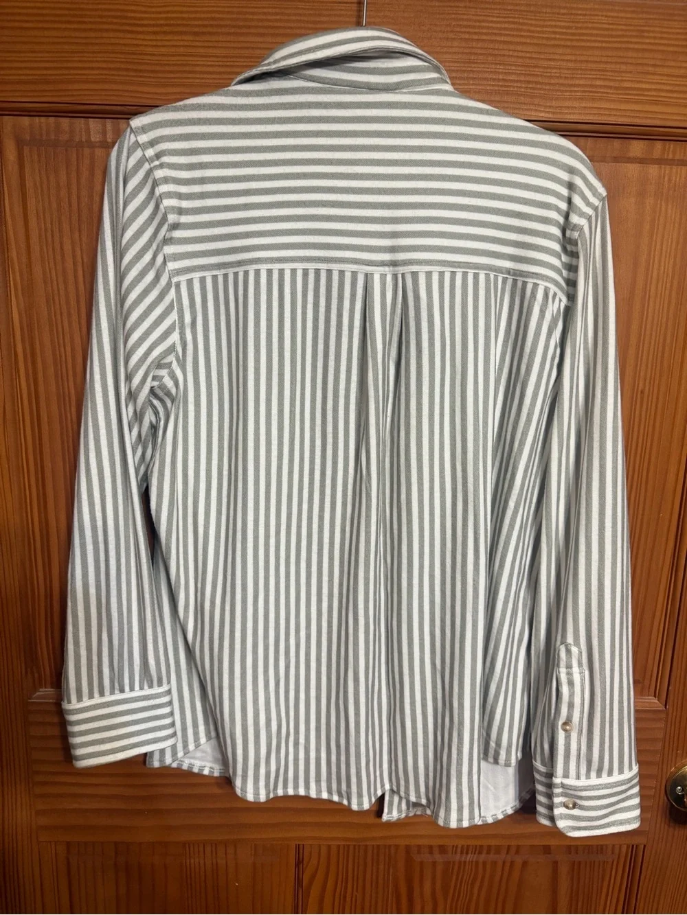Philosophy Green and White Striped Button-Up Shacket Large - Picture 6 of 6