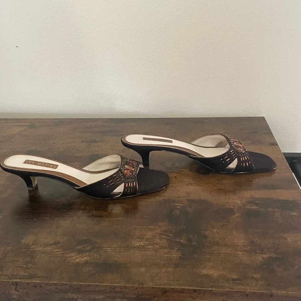 Ann Marino Black and Tan Embellished‎ Sandals - Picture 4 of 9