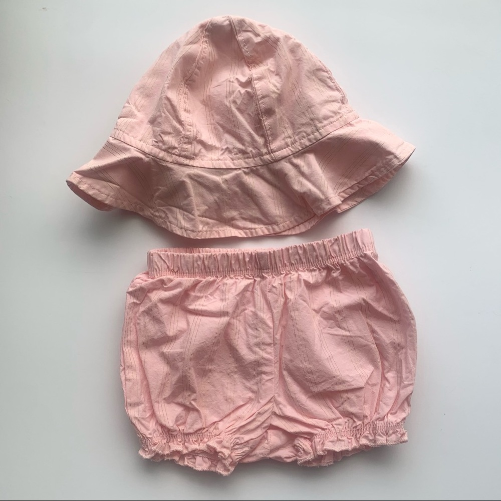 Carter’s Sun Hat and Bloomers Bundle