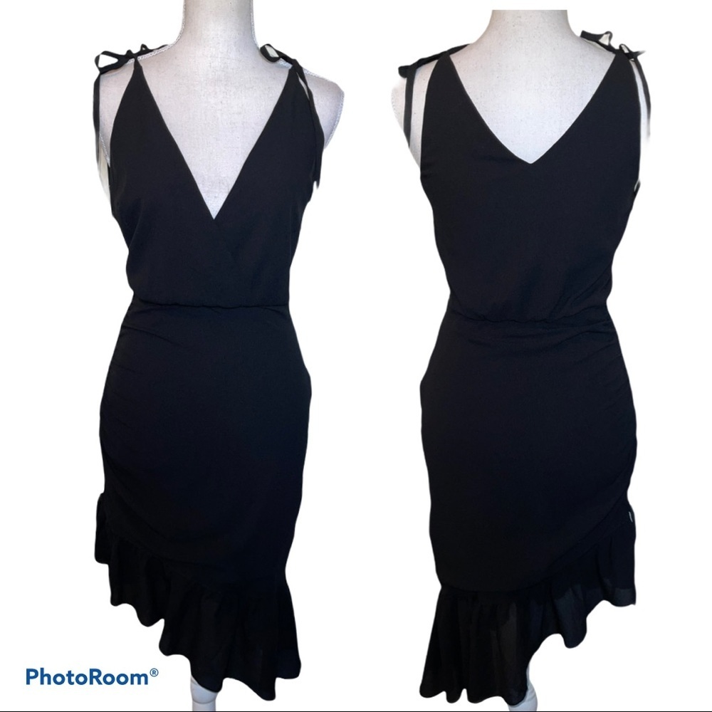 Ali & Jay Sexy Black Dress XS