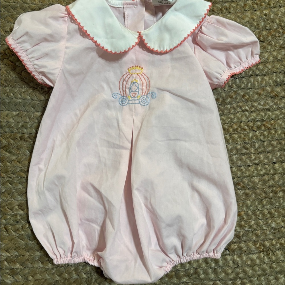 Pink Bubble with Embroidered Carriage “Cinderella”