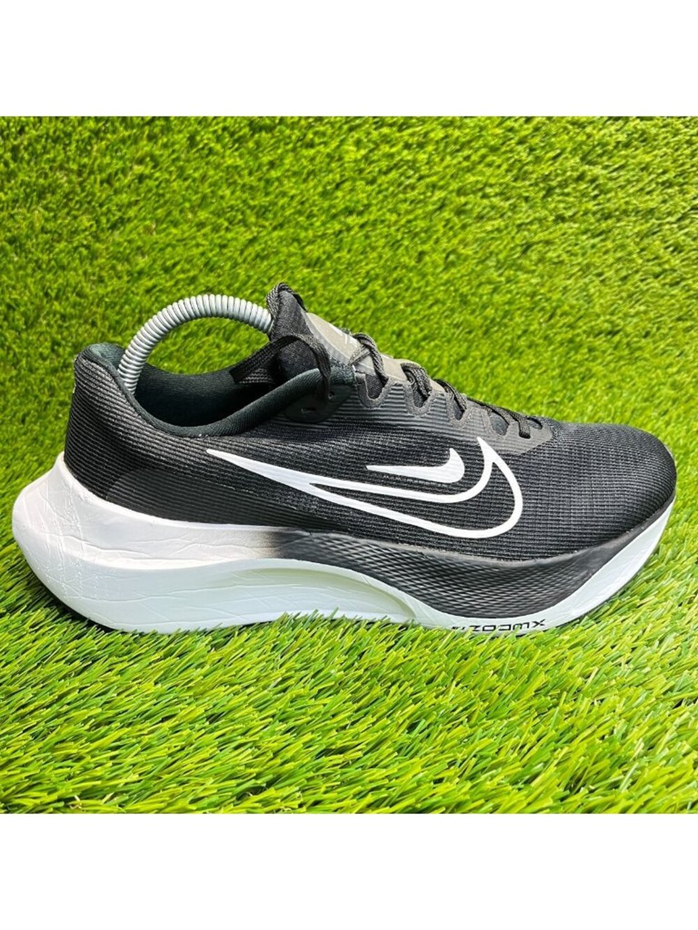 Nike Zoom Fly 5 Womens Size 11 Black White Walking Running Shoes Sneakers