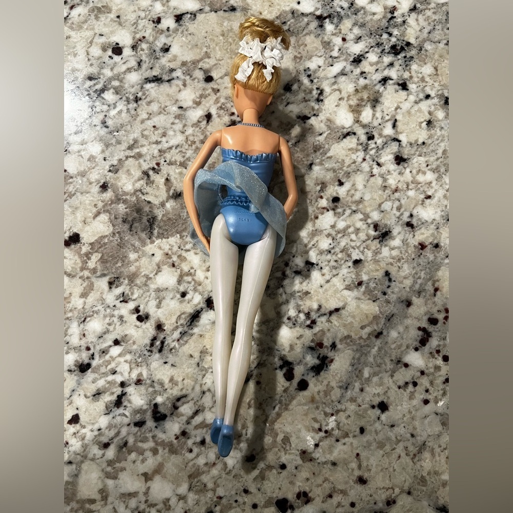 Barbie Doll Lot Mattel Princess Ballerina Movie Zoo Vet Bundle 2009–2013 - Picture 6 of 10