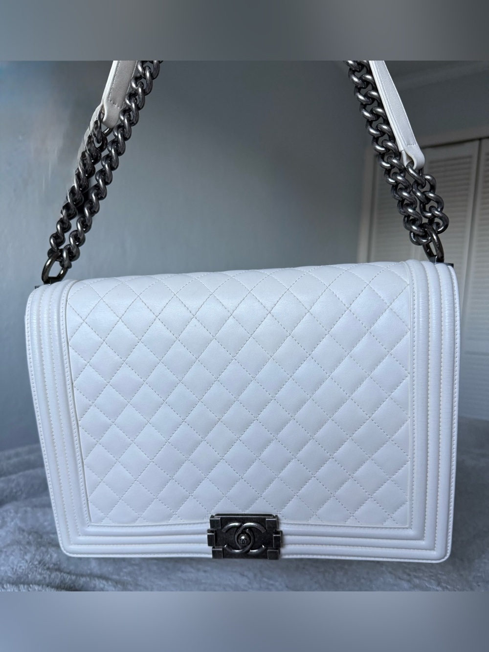 CHANEL Large Boy Flap Bag White Quilted Leather Ruthenium HW – Pristine/Like New