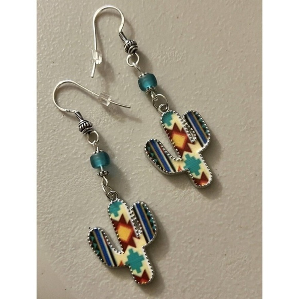 Fun Silver Tone Cactus Enamel Turquoise Green Bead Dangle Earrings Handmade NEW - Picture 5 of 6