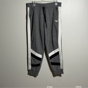 Pink Victoria’s Secret Women Gray/White‎ Joggers Sweatpants Cozy size L