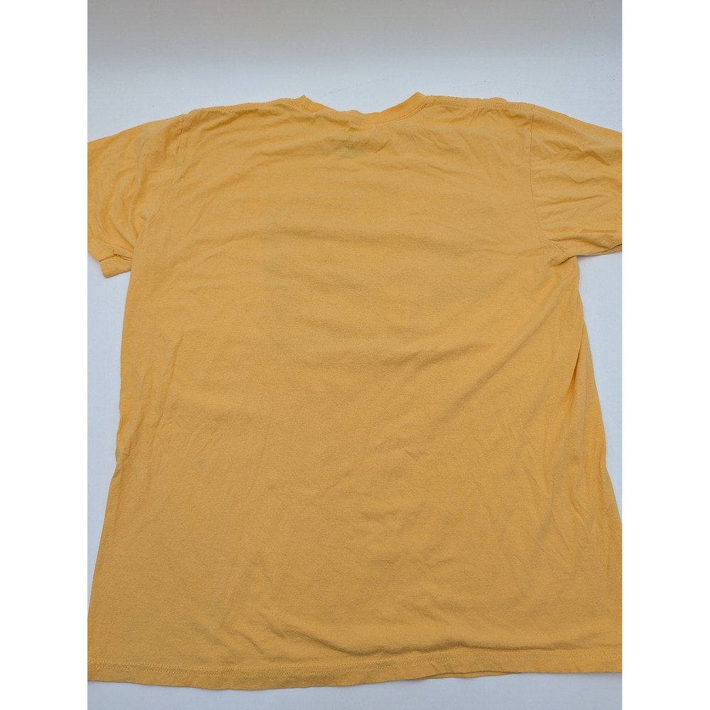 Disney Walt Disney World Retro Rainbow Graphic Tee Yellow XL Mens T-Shirt - Picture 8 of 9