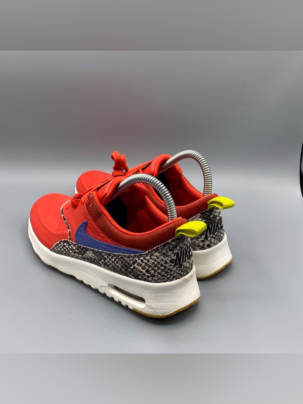 Nike Women’s Air Max Thea LX Snakeskin Red Blue White - Picture 3 of 4