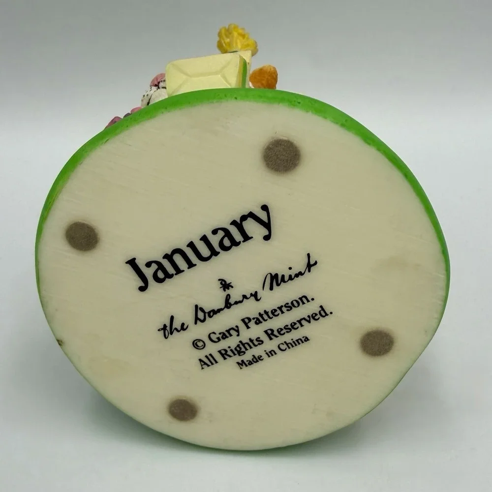 Danbury Mint Gary Patterson Cat Calendar JANUARY Replacement Figurine - Picture 6 of 7