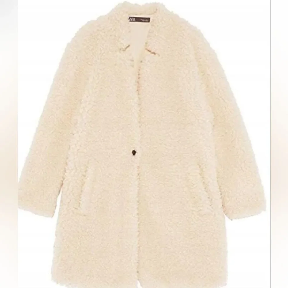 Zara Women's Cream Teddy Jacket - Picture 4 of 16