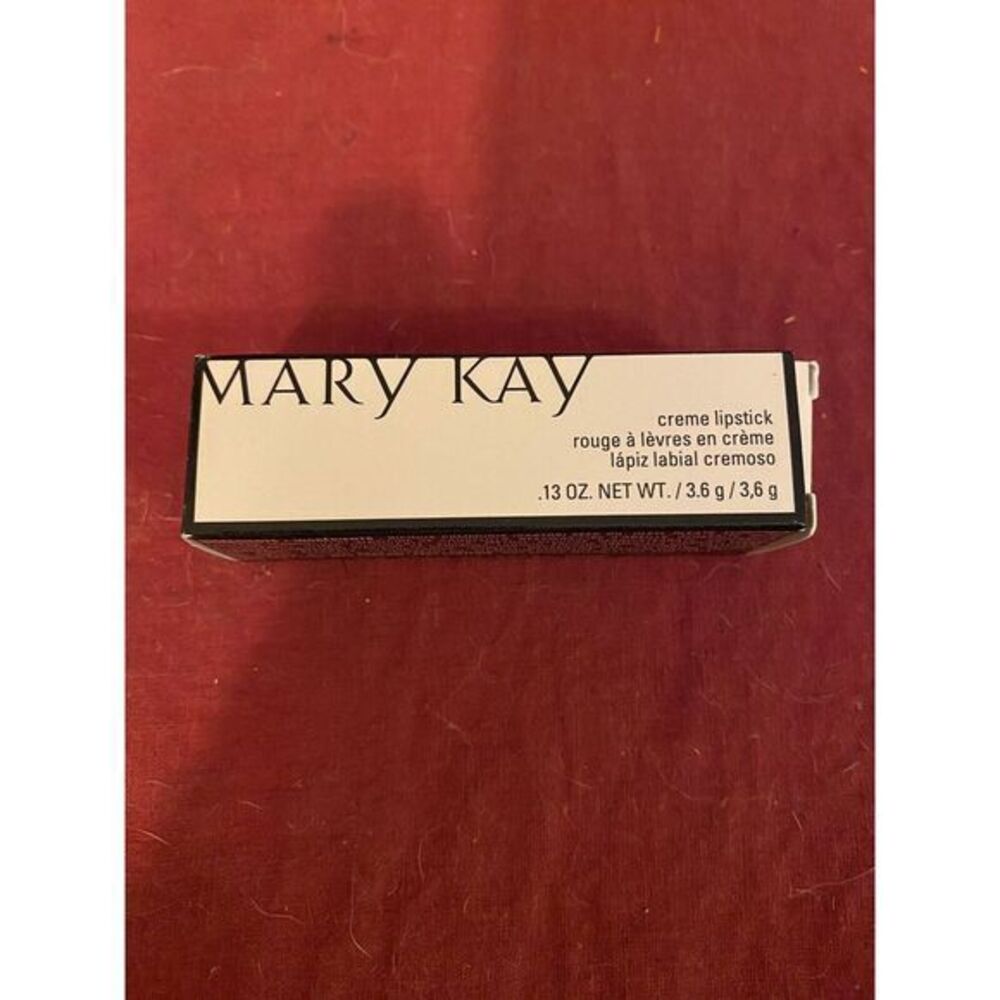 ~NEW~ Mary Kay Give Dreams Cream Lipstick #045193 - Picture 1 of 3