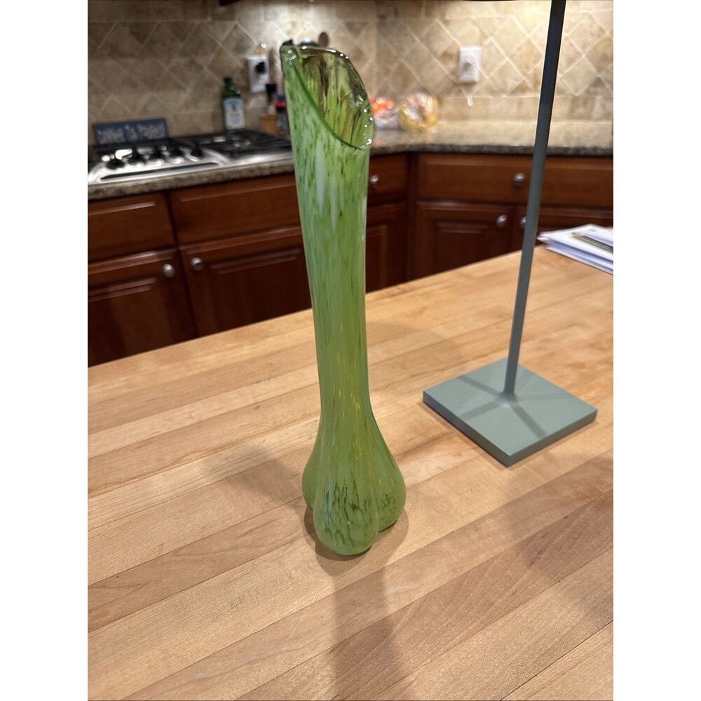 Vintage Czech Bohemian Green Threaded Art Glass Swung Vase – Mid Century