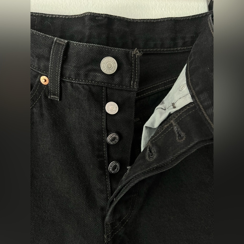 Levi’s 501 '81 High-Rise Jean - Picture 5 of 6
