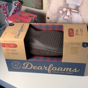 Dearfoam Men’s Slippers Warm and Cozy - Dark Brown NIB
