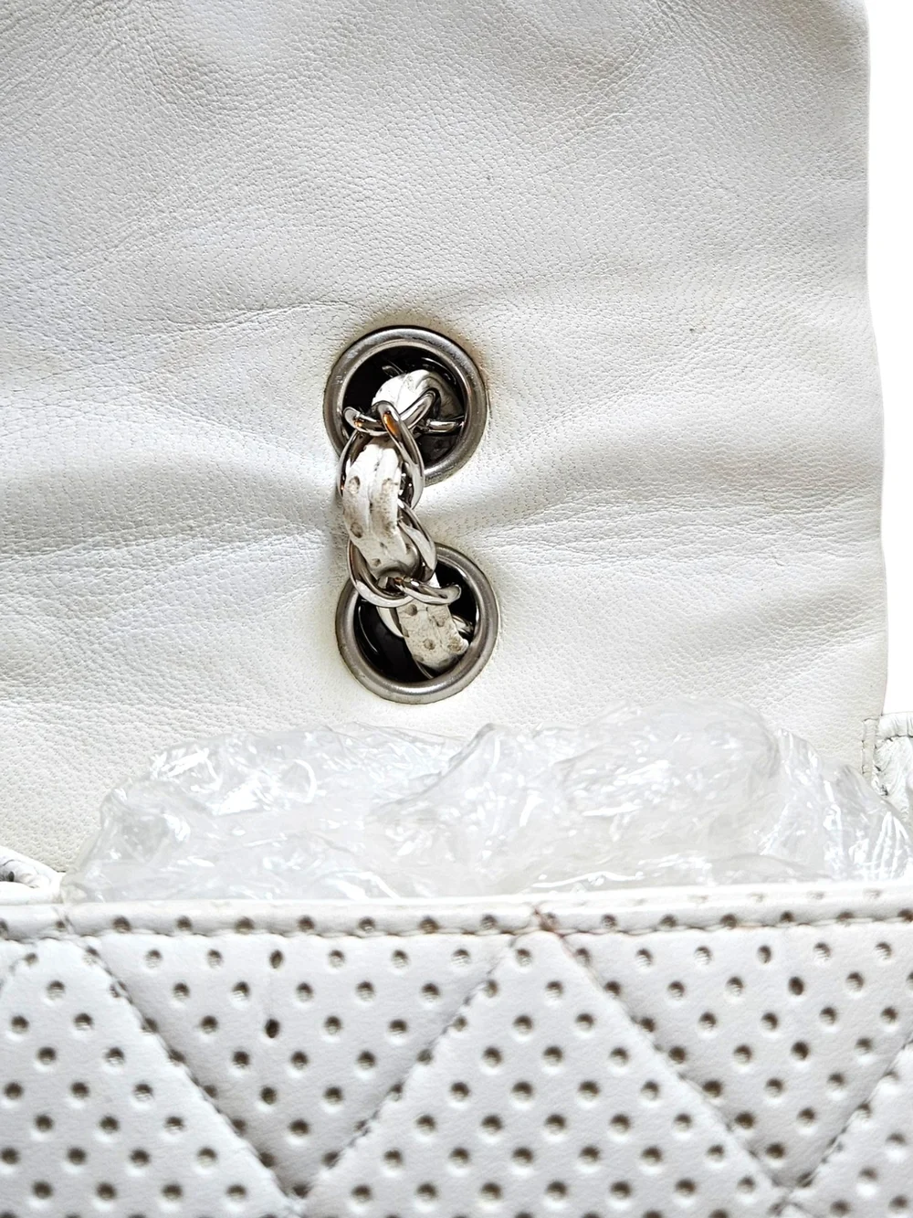 Chanel White Quilted Crossbody Bag with Silver Chain - Picture 10 of 16