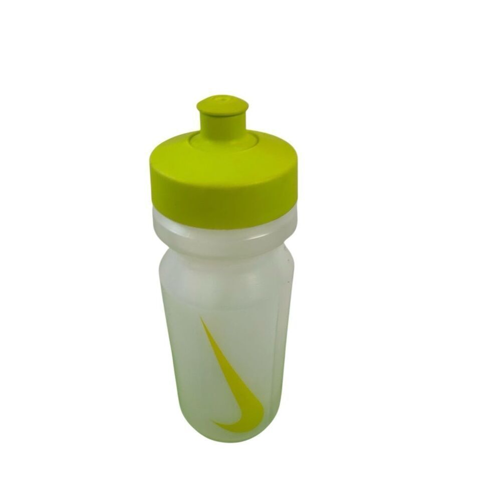 Nike sports water 22 oz water bottle‎ neon green