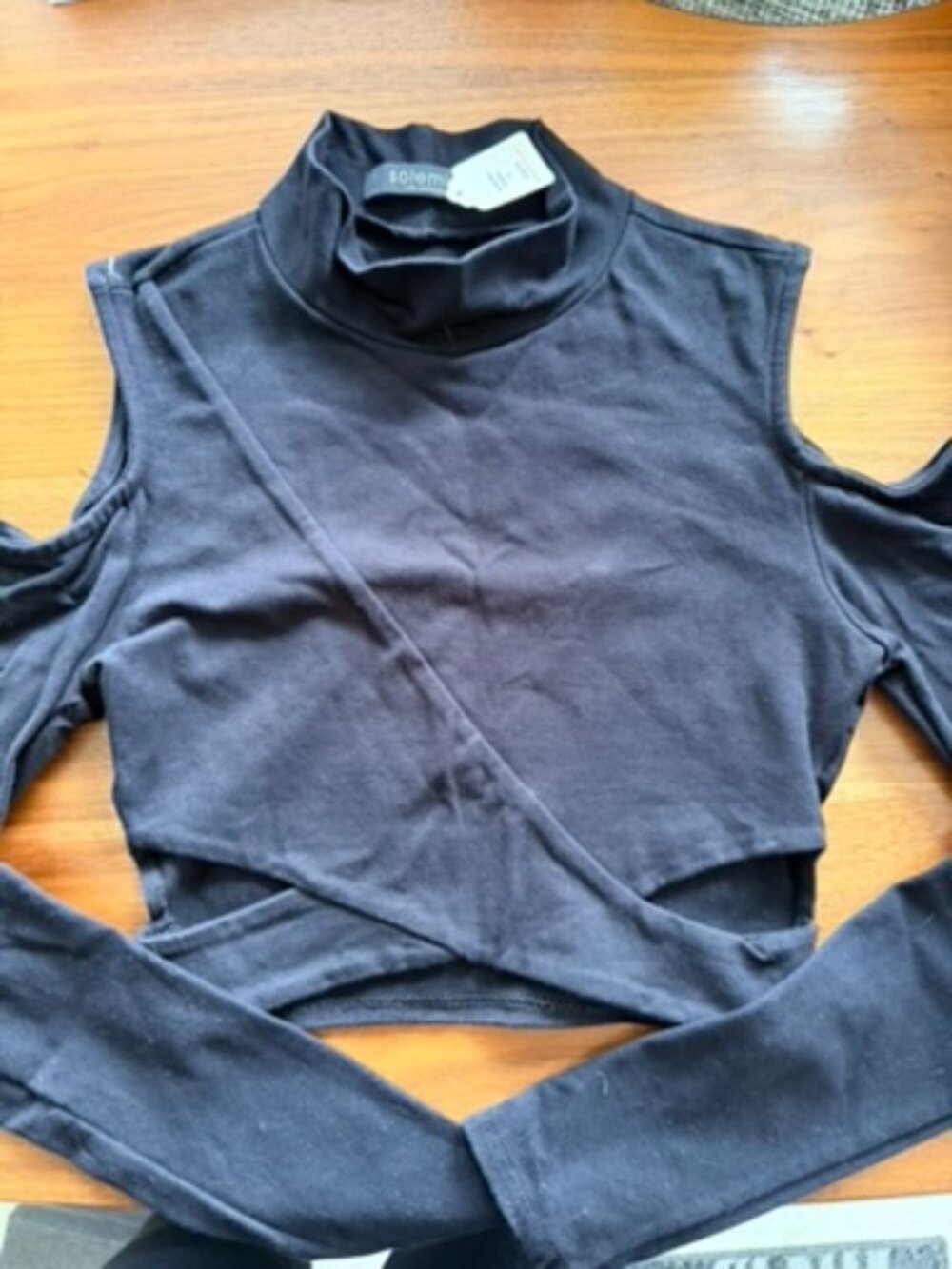 NWT Black long sleeve crop top, size Small