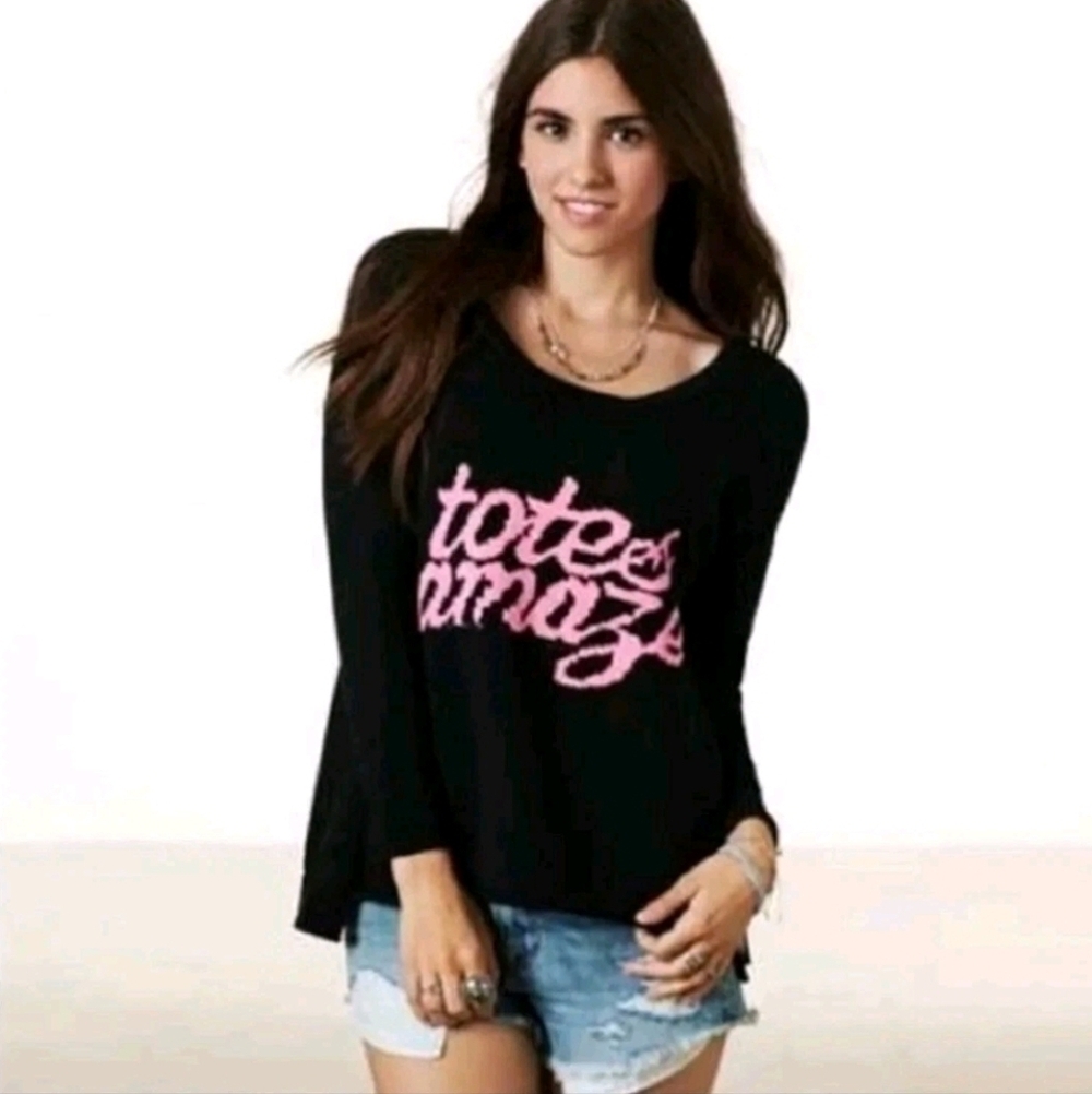 American‎ Eagle Outfitters • Graphic Sweater