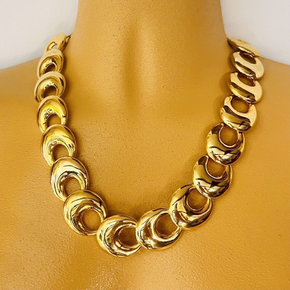Vintage Crown Trifari Collar Necklace Wide Shiny Gold Tone Links on Chain 4105