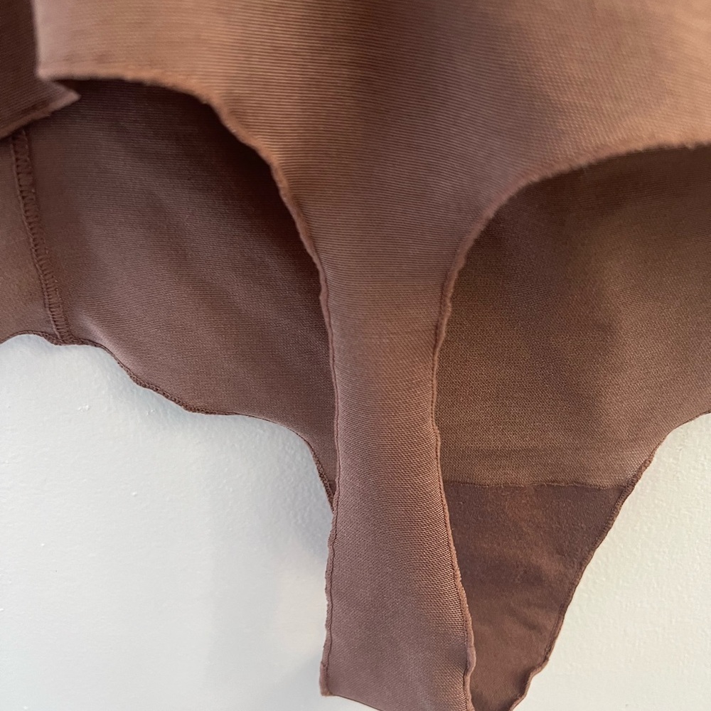 SKIMS Shapewear Camisole Color Brown Size 3X - Picture 12 of 13