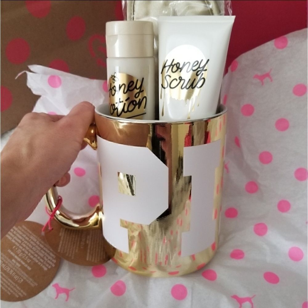 Victoria's Secret Pink Gold XL Mug gift SET - Picture 3 of 7