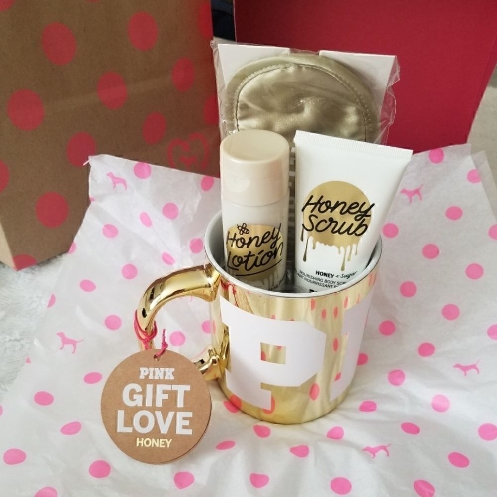 Victoria's Secret Pink Gold XL Mug gift SET - Picture 2 of 7