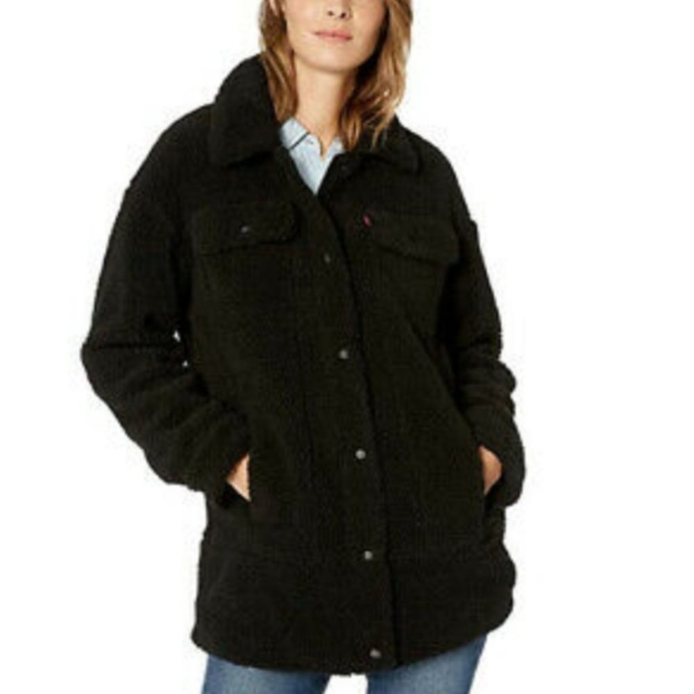 NWOT Levi's Women's Black Oversized Sherpa Trucker Teddy Jacket Size Small - Picture 1 of 6