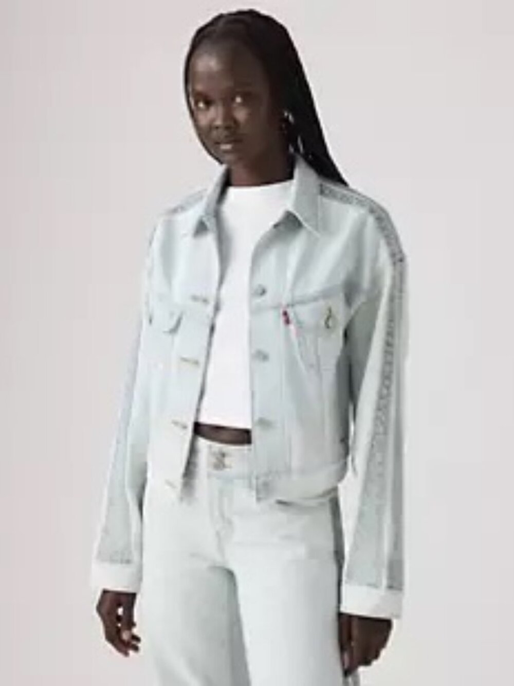Levi's Women's Light SHRUNKEN 'Our iconic '90s Trucker Jacket  Size XL EUC
