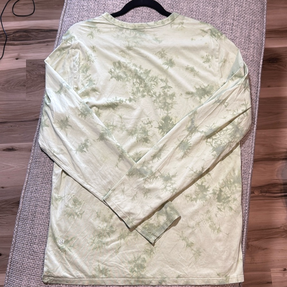 Lululemon‎ Fundamental Long Sleeve Shirt Pistachio Green Cotton M/L