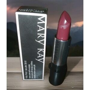 Mary Kay Gel Semi-Matte Lipstick Berry Famous Full Size NIB