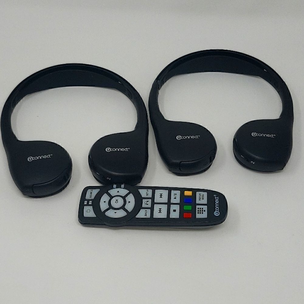 07-19 CHRYSLER Town Country VES UCONNECT 2 Headphones OEM Kit Remote UUU