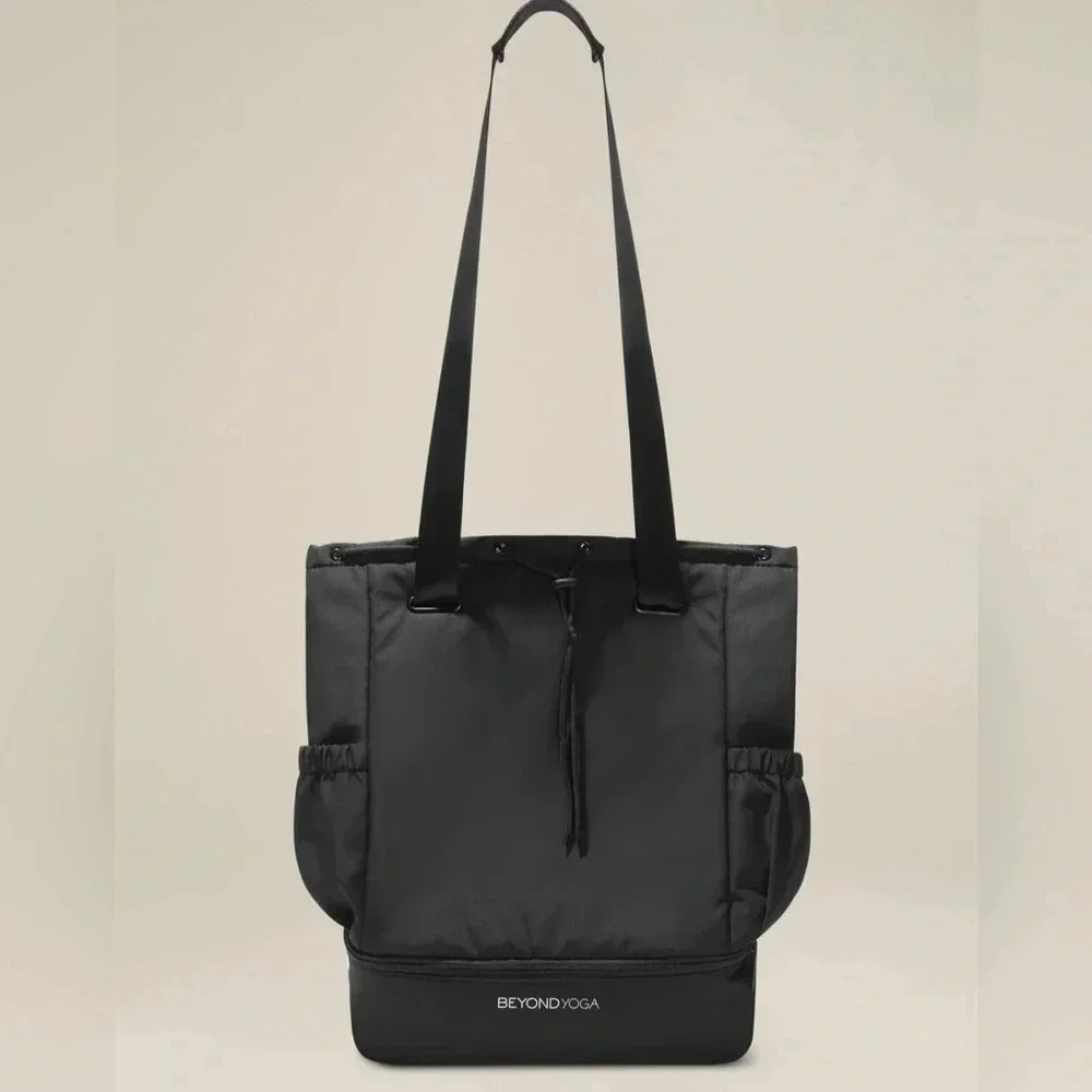 Beyond yoga black convertible gym bag NWT NIB - Picture 6 of 9