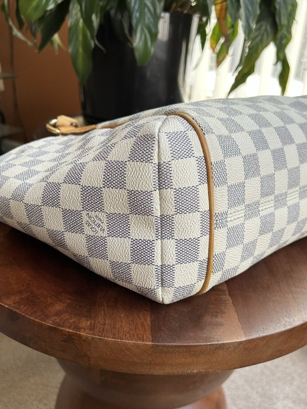LOUIS VUITTON Damier Azur Totally PM Tote - Picture 13 of 16