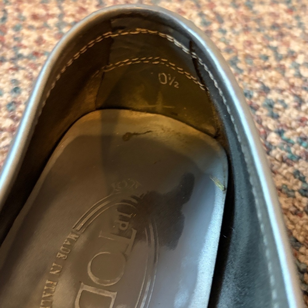 Tod’s silver loafer women’s size 10.5 - Picture 4 of 6