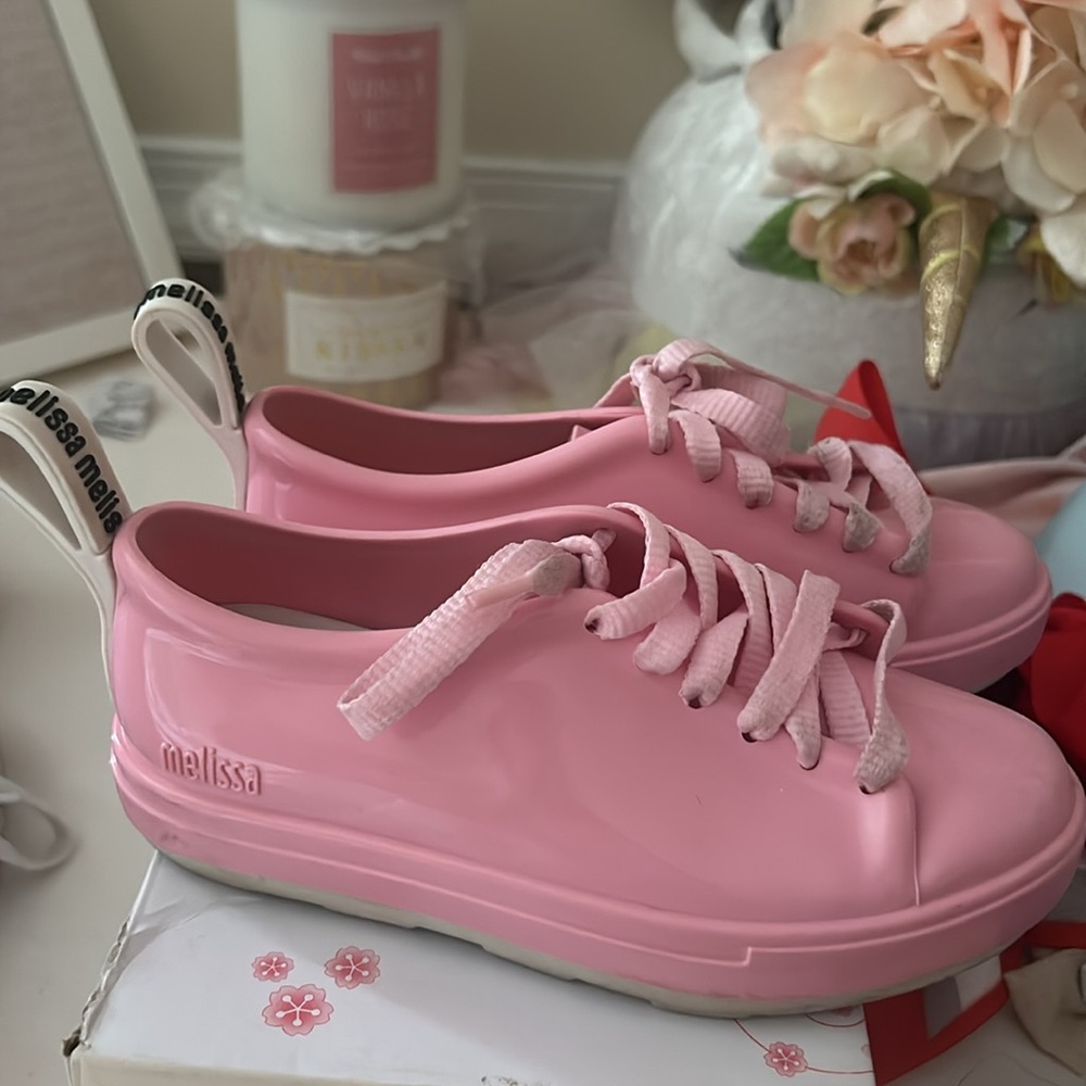 Mini Melissa Mel dreamed by Melissa Pink sneakers girls size 12 worn twice