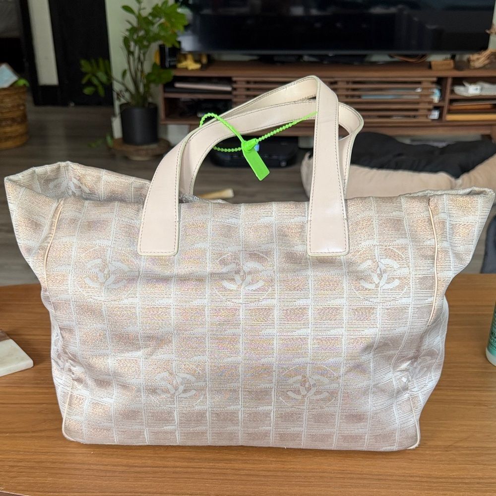 CHANEL Beige and Cream Tote Bag
