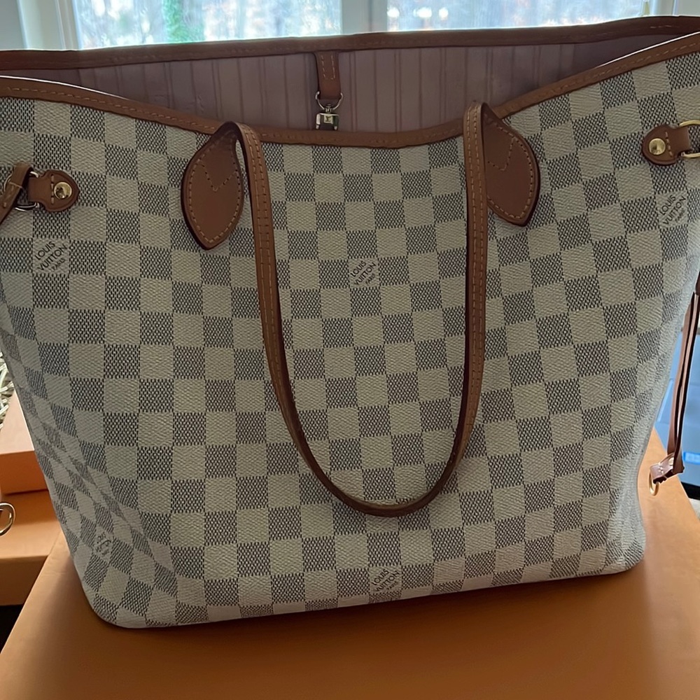 Louis Vuitton Damier Azur Canvas Neverfull Tote in White and Brown