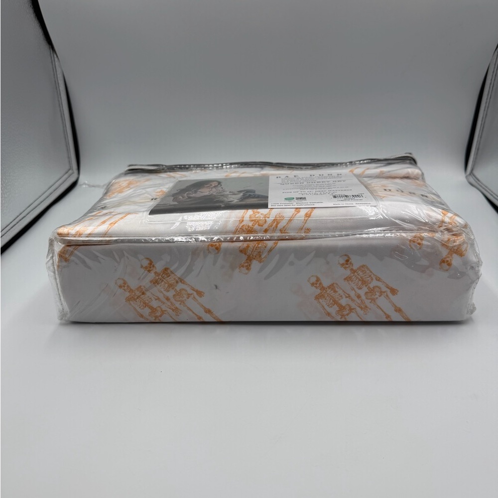 Rae Dunn White Sheet Set with Orange Skeleton Print - Queen - Picture 5 of 5