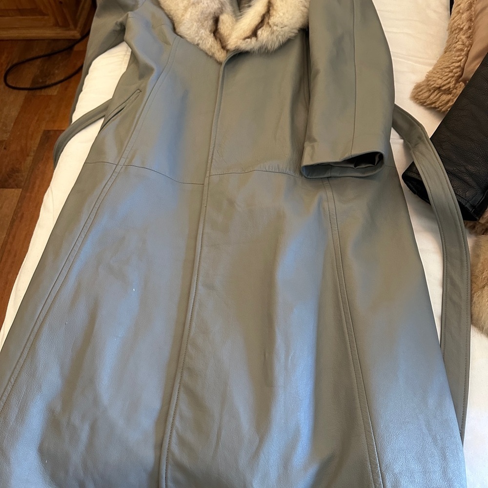 New England Vintage Gray Leathers Jacket with fur collar - Picture 8 of 16