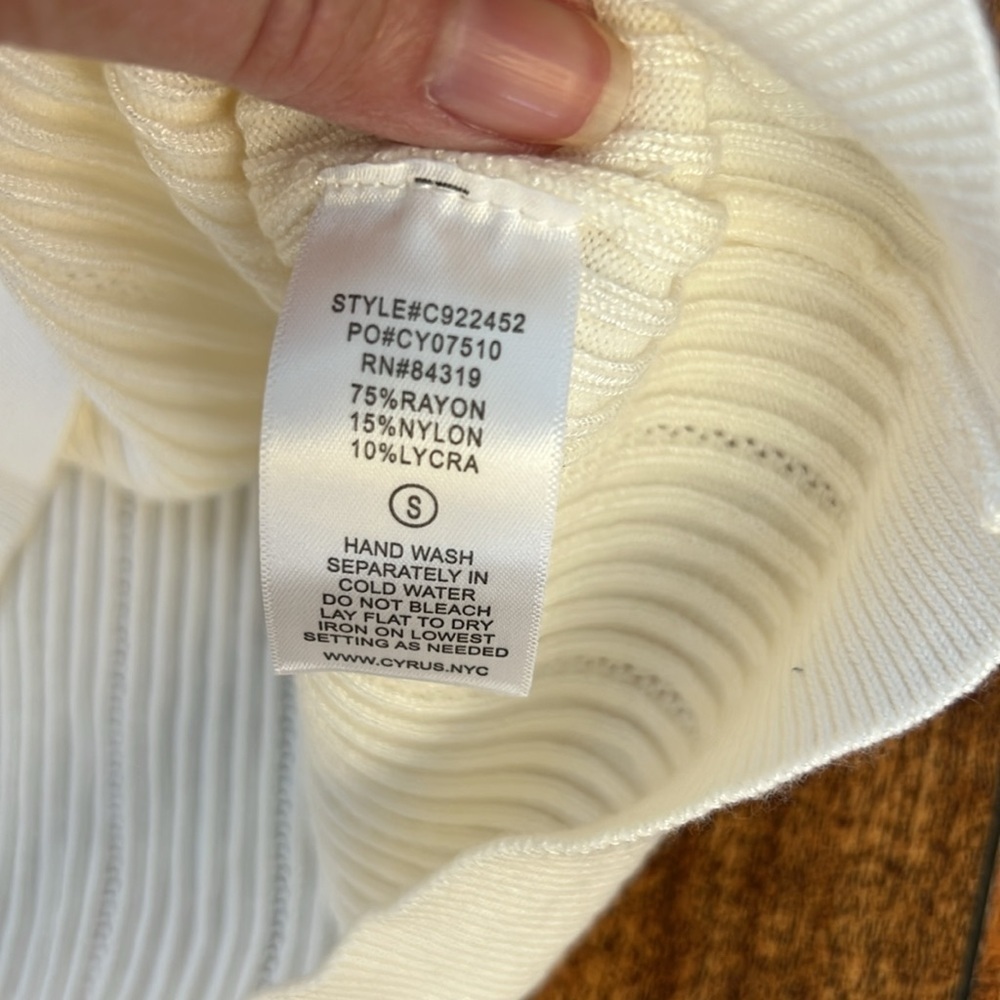 NWOT CYRUS CREAM KNIT SWEATER TOP S - Picture 5 of 7