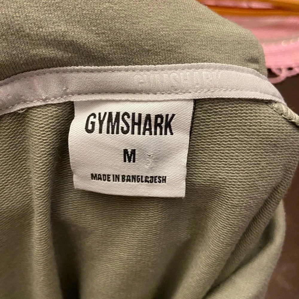 Gymshark sweater - Picture 2 of 6