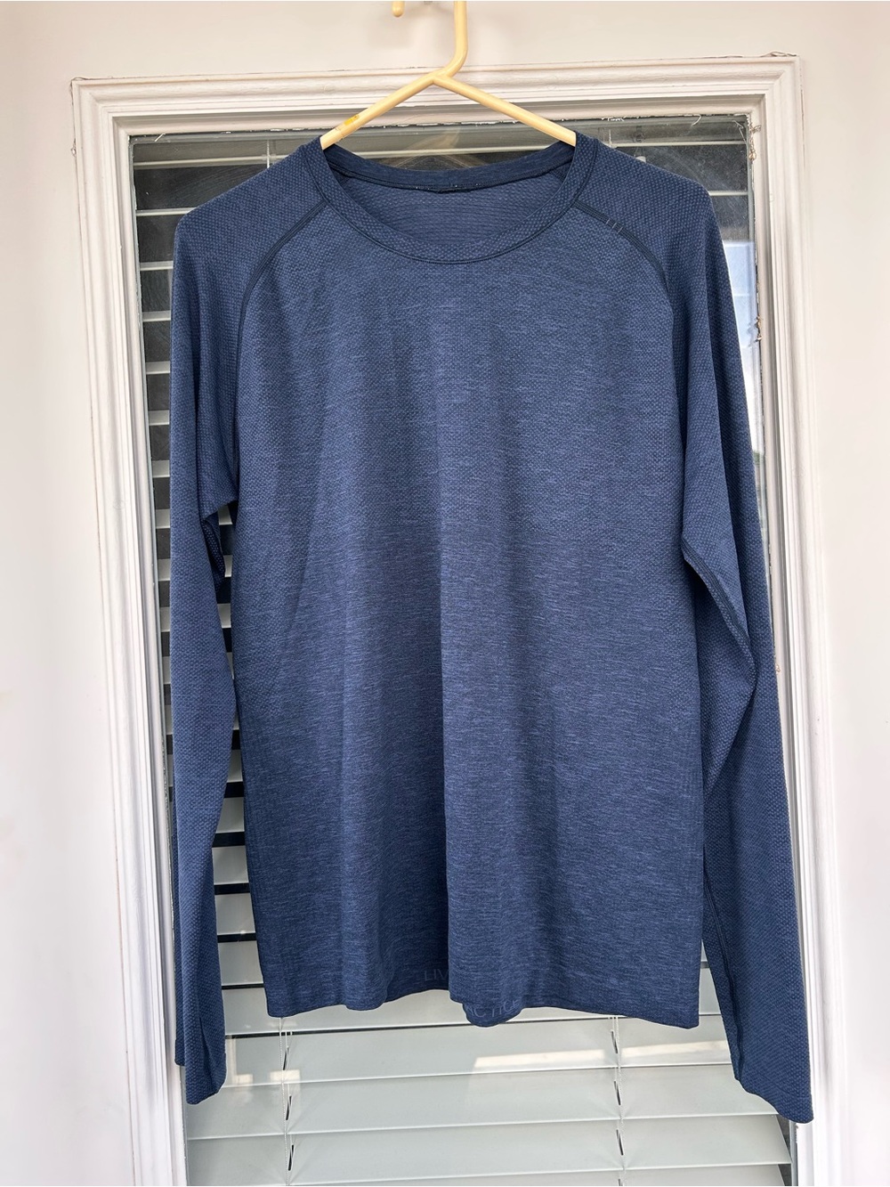 lululemon metal vent tech long-sleeve
