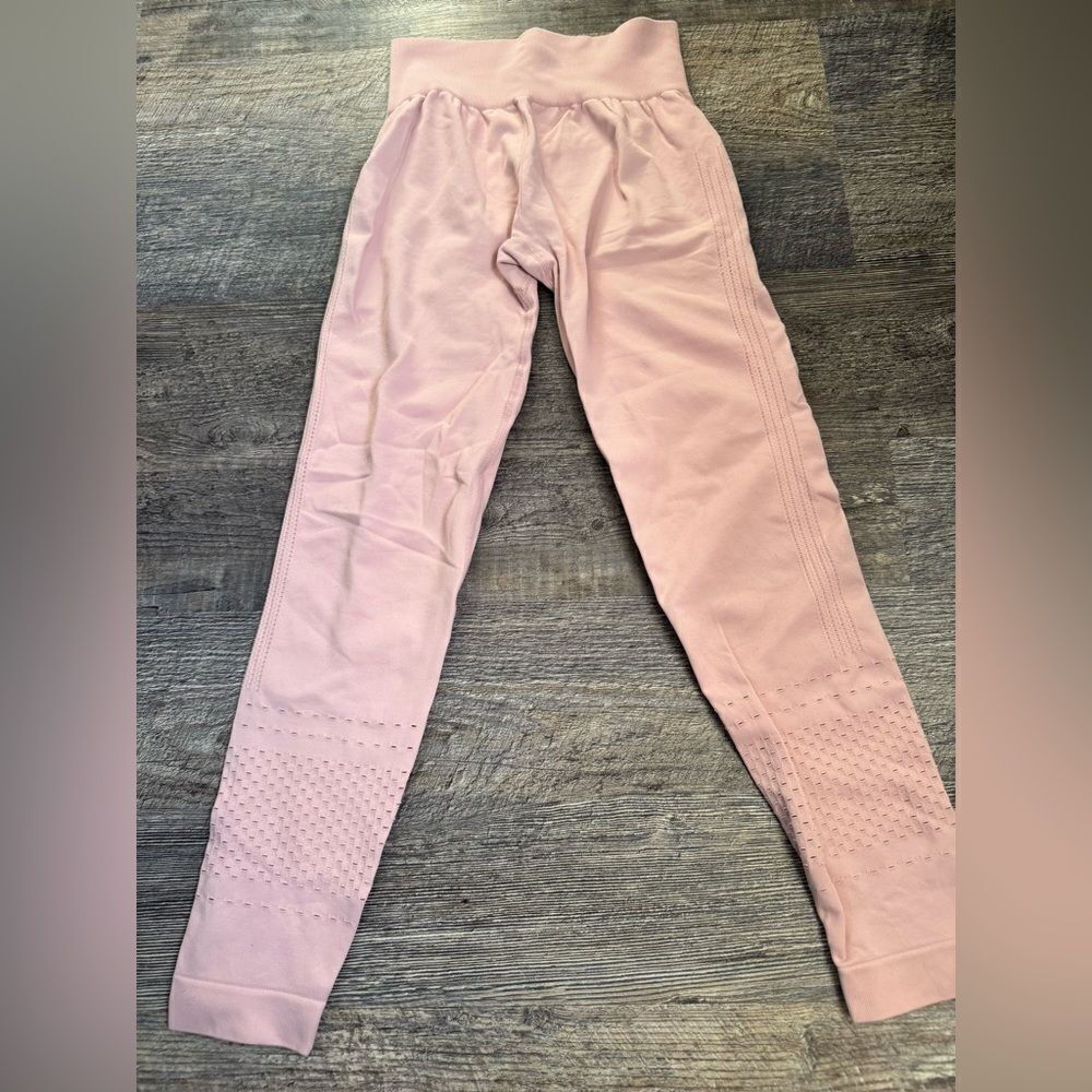 Lorna Jane laser cut out pink leggings #6