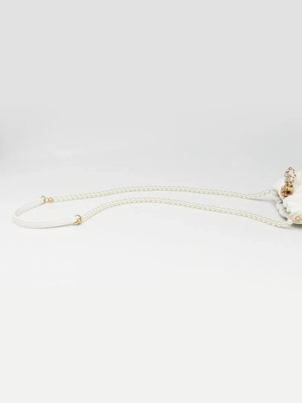 Chanel White Quilted Leather Mini About Pearls Drawstring Bucket Bag - Picture 7 of 10
