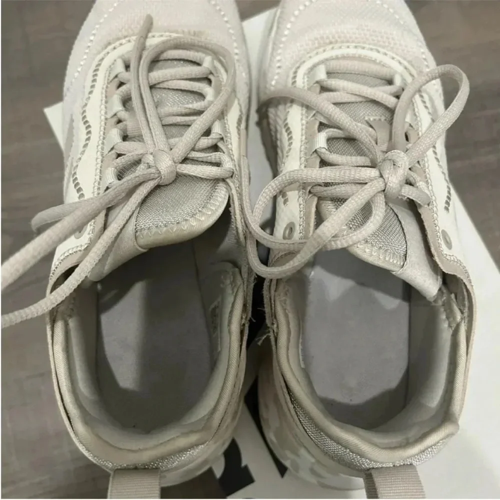 Adidas Light Tan athletic Shoes - Picture 10 of 11