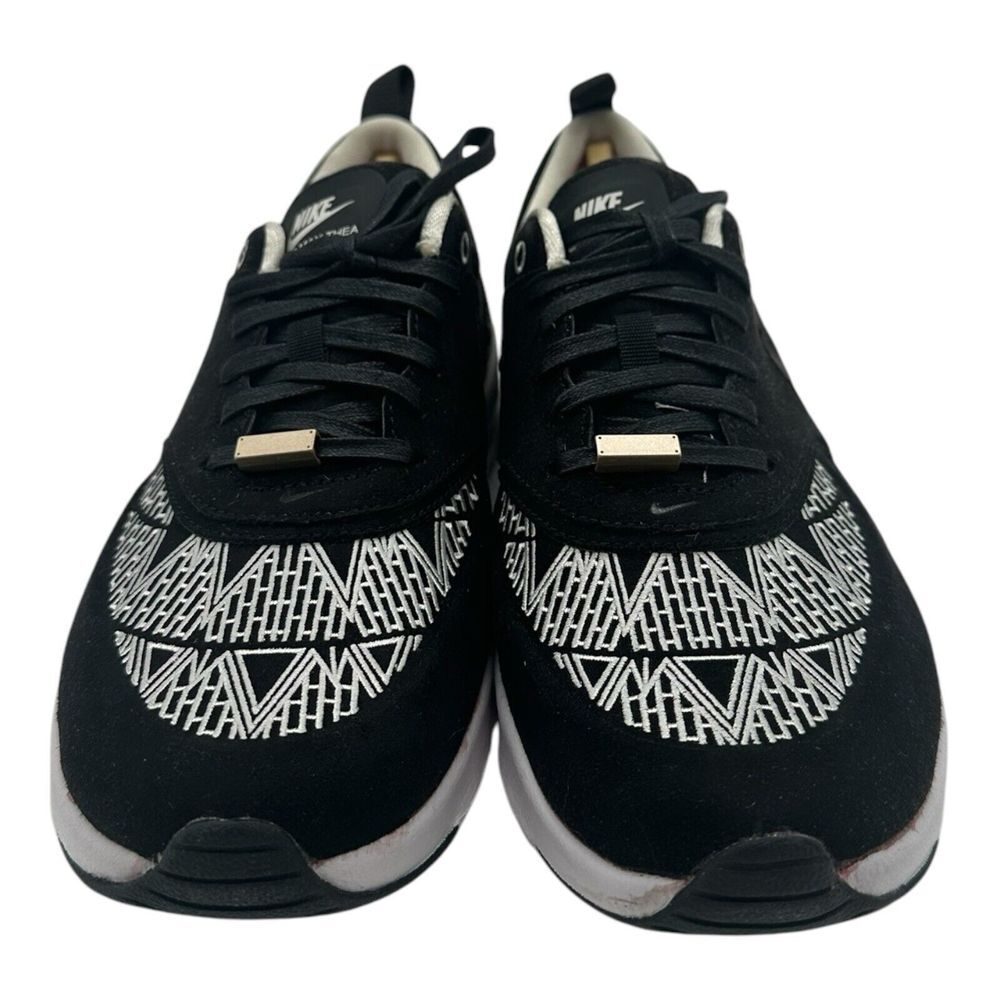 Nike Air Max Thea LOTC QS New York City Shoes Womens 7 Black White 847072-001 - Picture 4 of 10