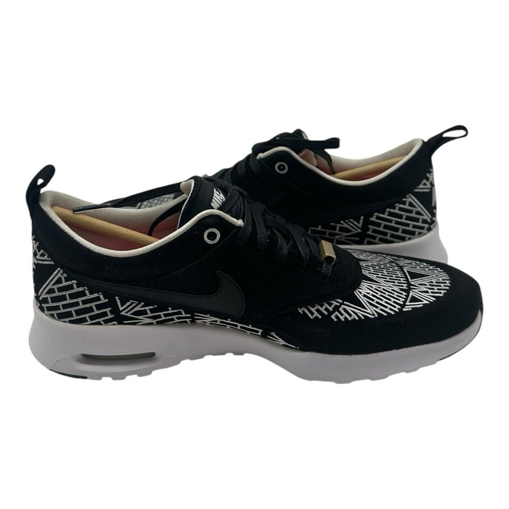 Nike Air Max Thea LOTC QS New York City Shoes Womens 7 Black White 847072-001 - Picture 7 of 10